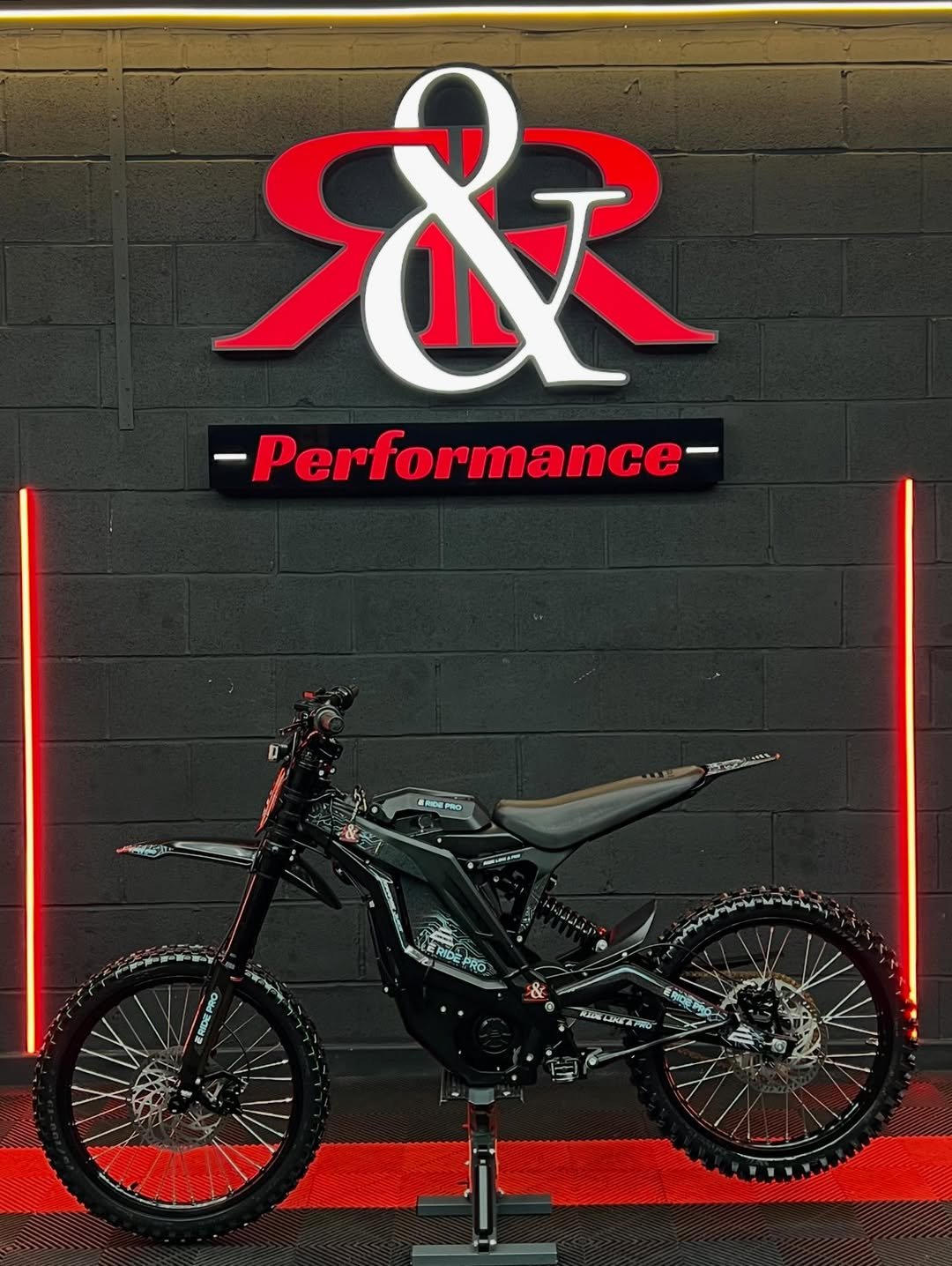 E RIDE PRO SS 19” 2025