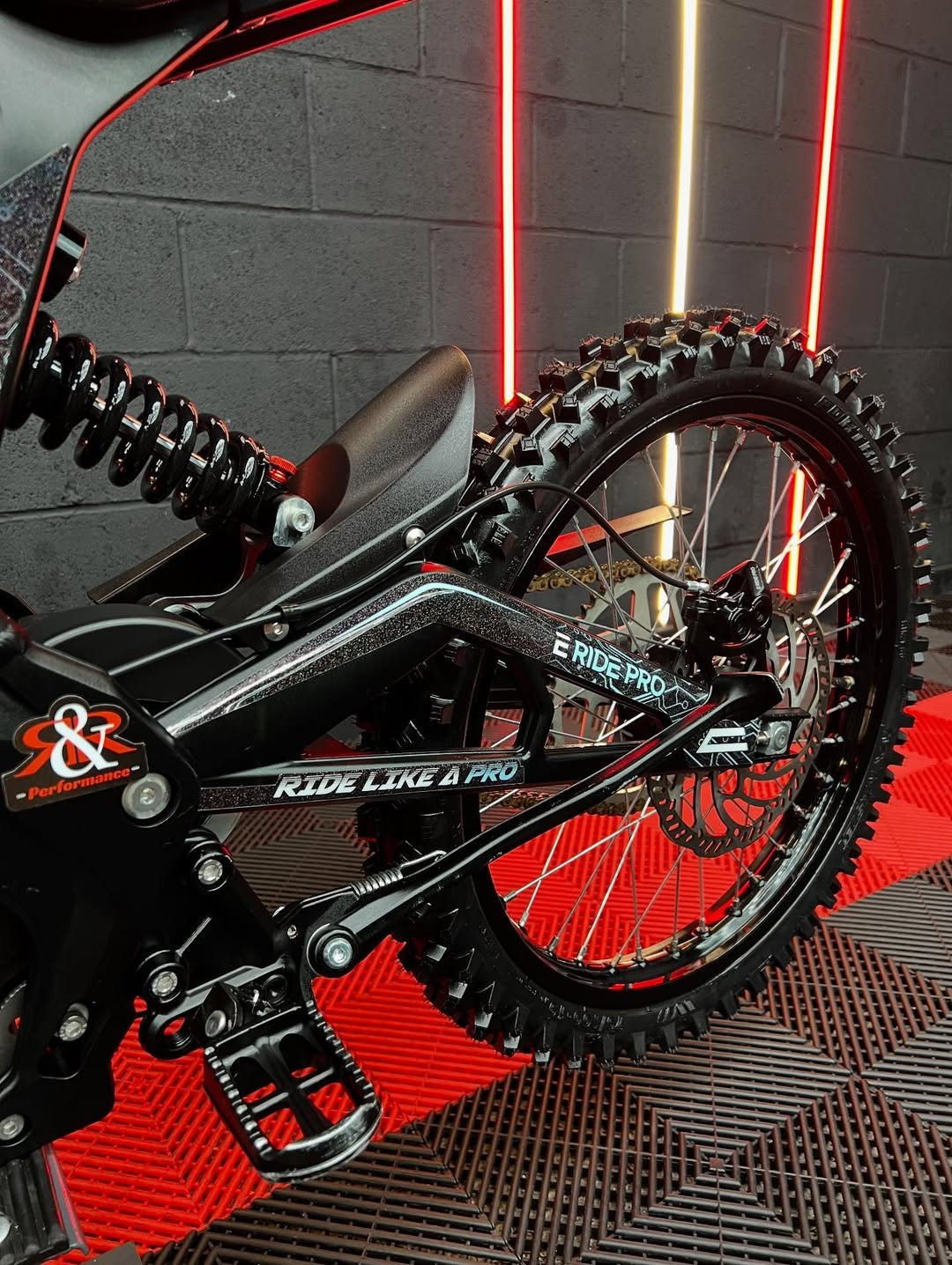 E RIDE PRO SS 19” 2025 – Image 12