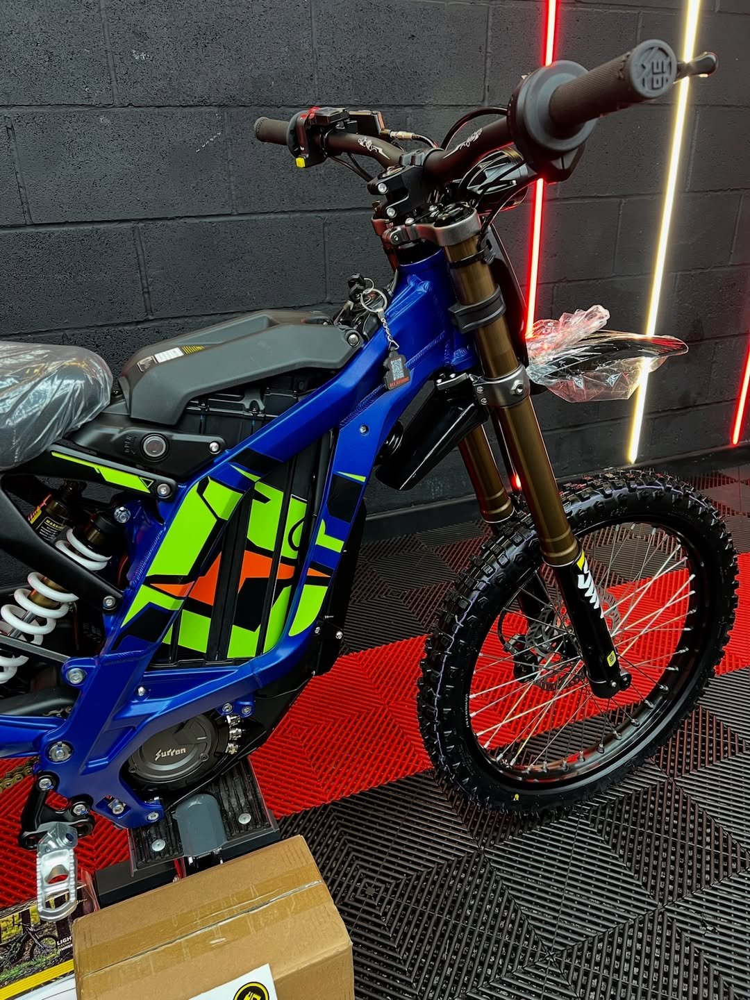 SUR RON LIGHT BEE 8KW 💙 2025 – Image 9