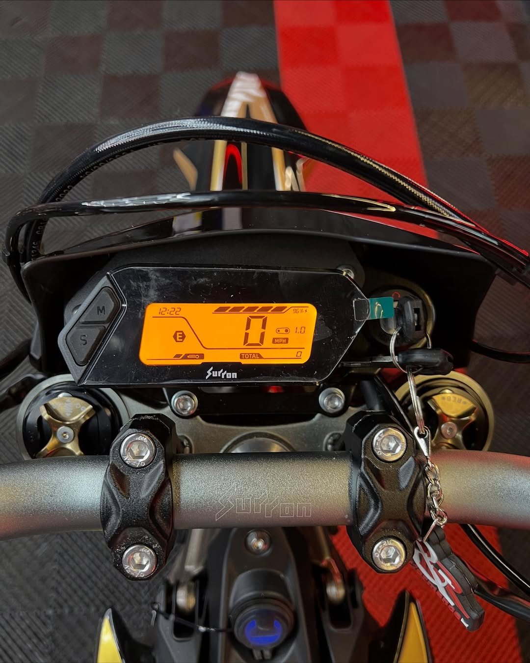 SUR RON ULTRA BEE X HP 🤎 2025 – Image 6